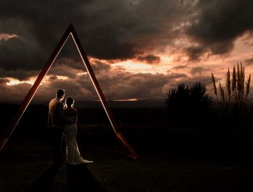 Eagle Ridge Country Estate, Wedding Venue, couple at sunset